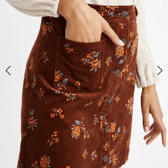 Madewell Corduroy A-Line Mini Skirt in Forest Floral Patch Pocket size 16 - Picture 2 of 8